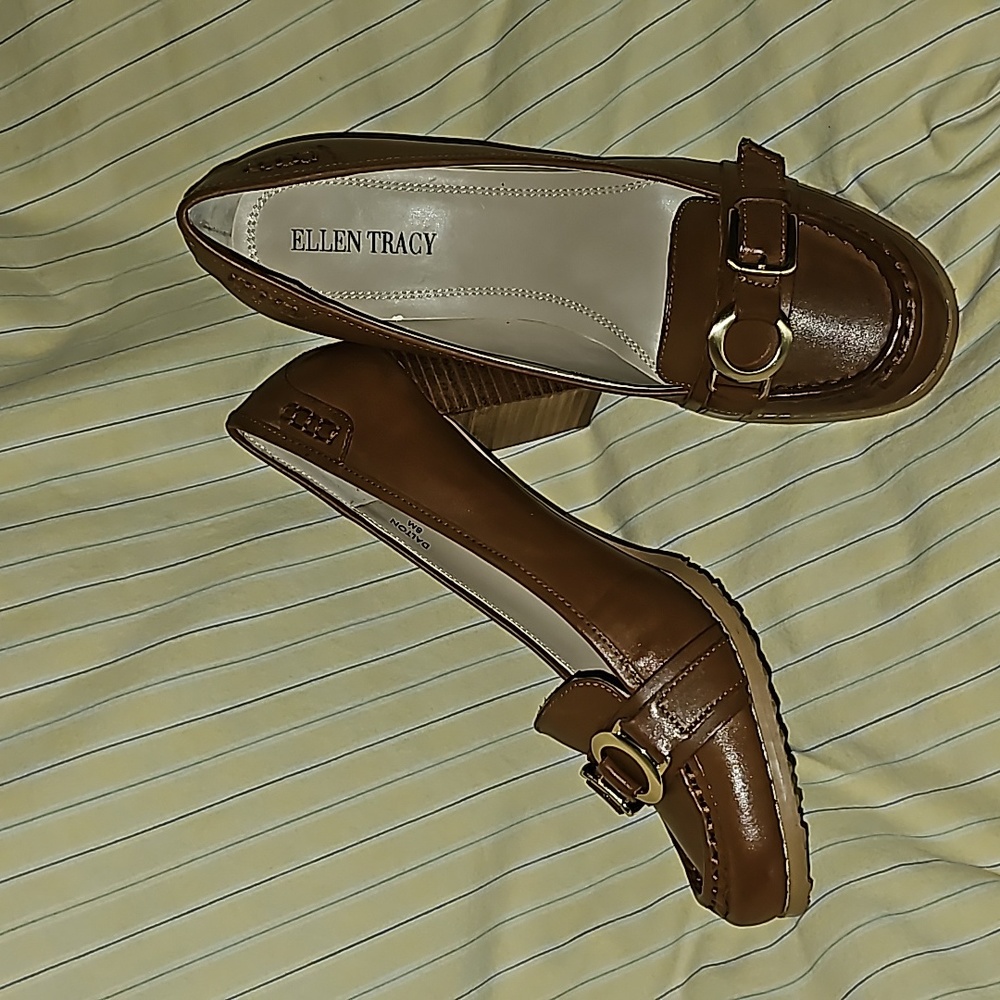 Ellen Tracy Brown Chunky Heels Woman's Size 8 - Picture 4 of 16